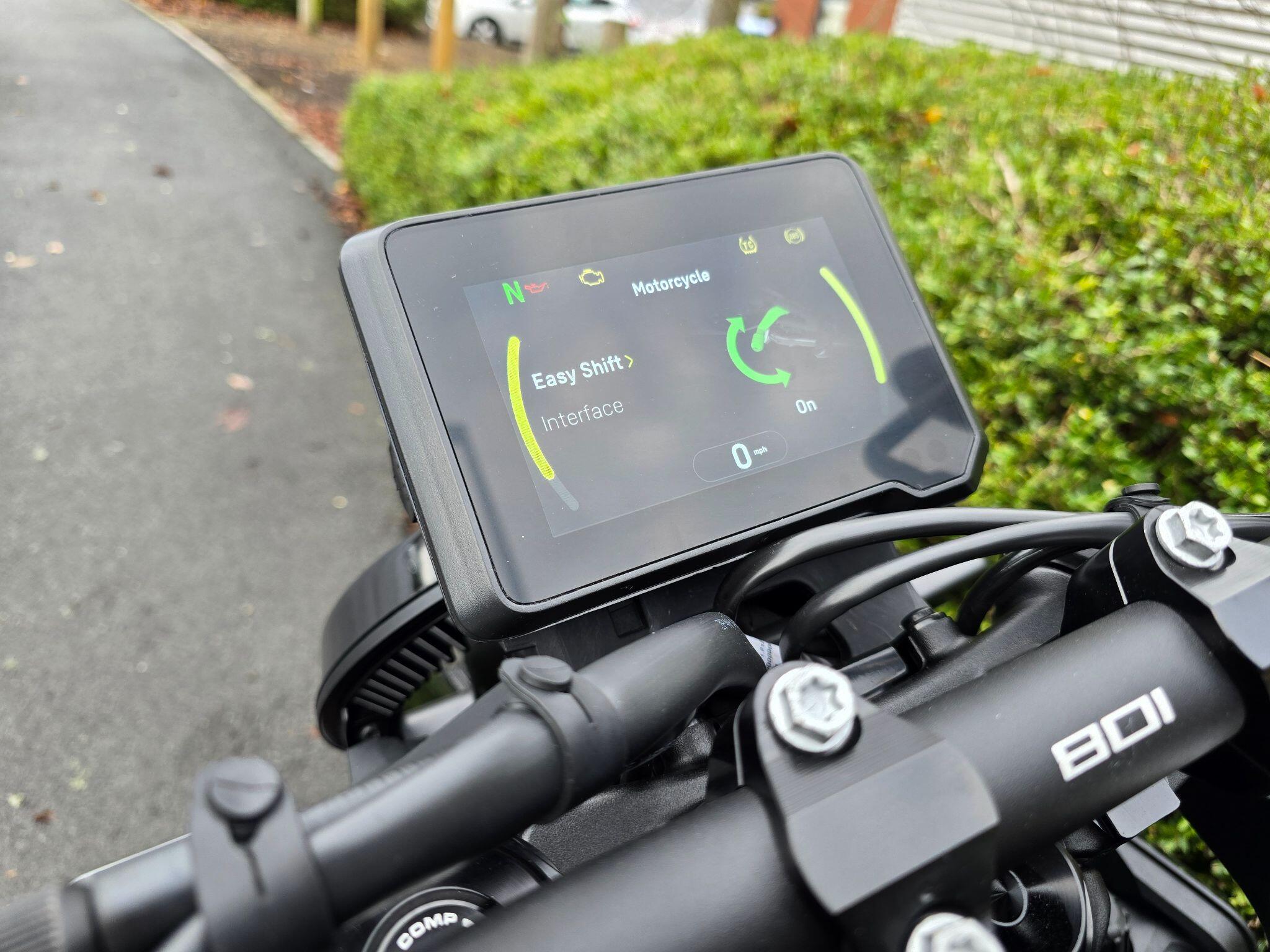 2025 25 Reg Husqvarna 801 520 X-Ring Euro 5